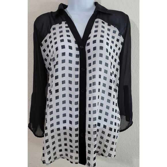 Maurices Black White Checker Sheer Button Up Top Medium 3/4 Roll Tab Sleeves - Picture 1 of 7